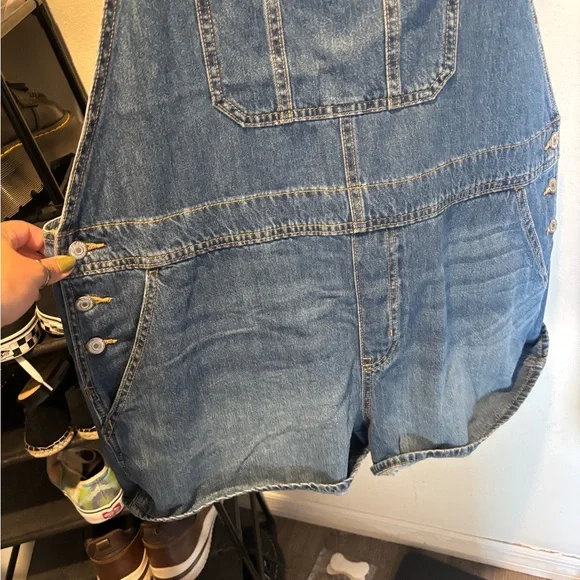 Old Navy Classic Blue Denim Overalls Shorts - Picture 2 of 8